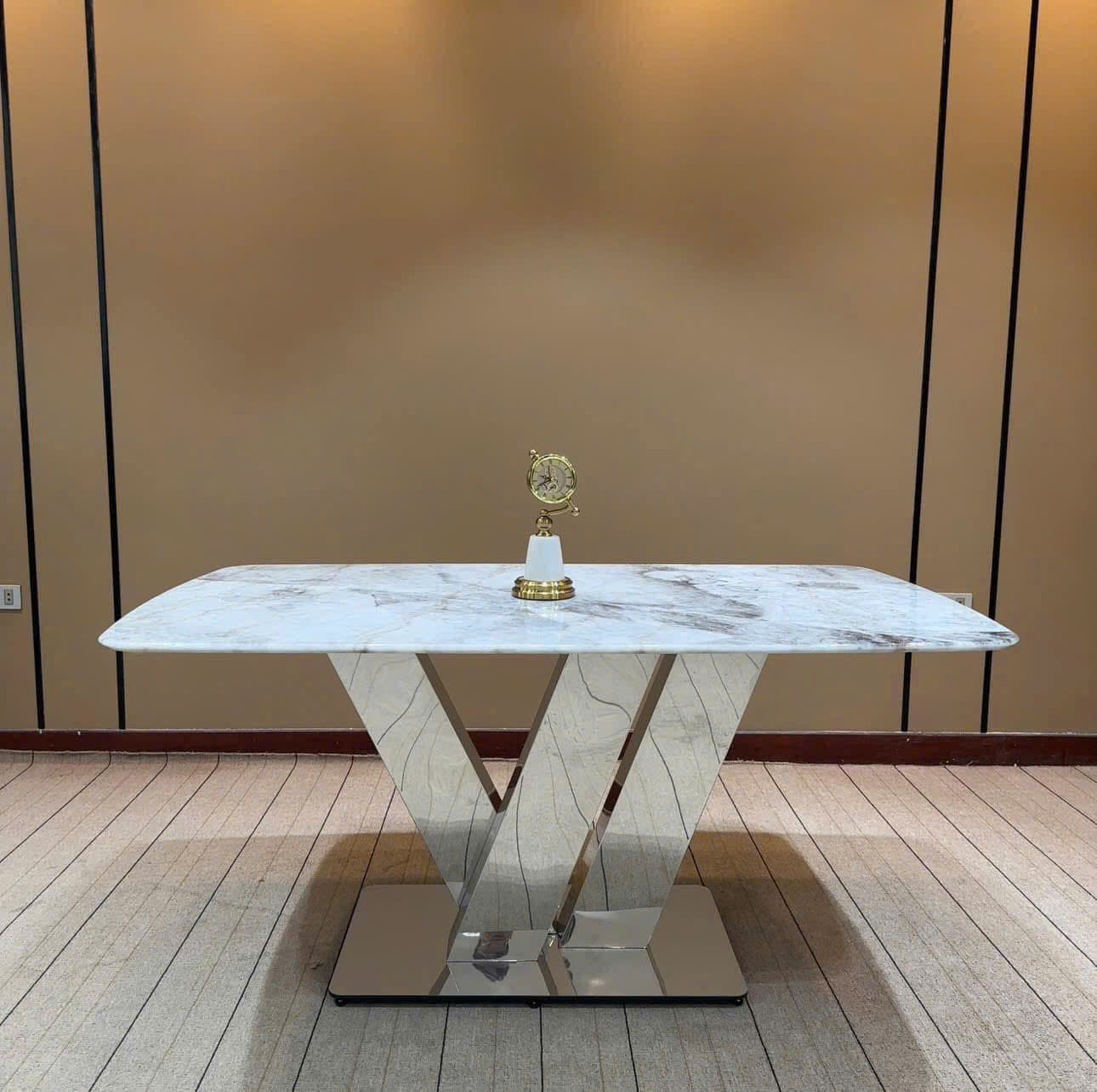 Bàn Ăn Chân V Inox 304 Khung iNOX Hàng Nhập Nguyên Chiếc